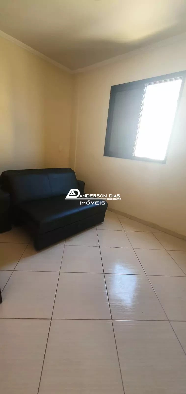 Loft com 1 dormitório, com 42m² á venda  por R$ 270mil - Massaguaçu - Caraguatatuba-SP
